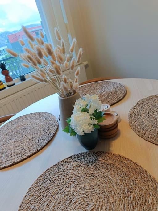 Newly Renovated With Seaview Apartment *